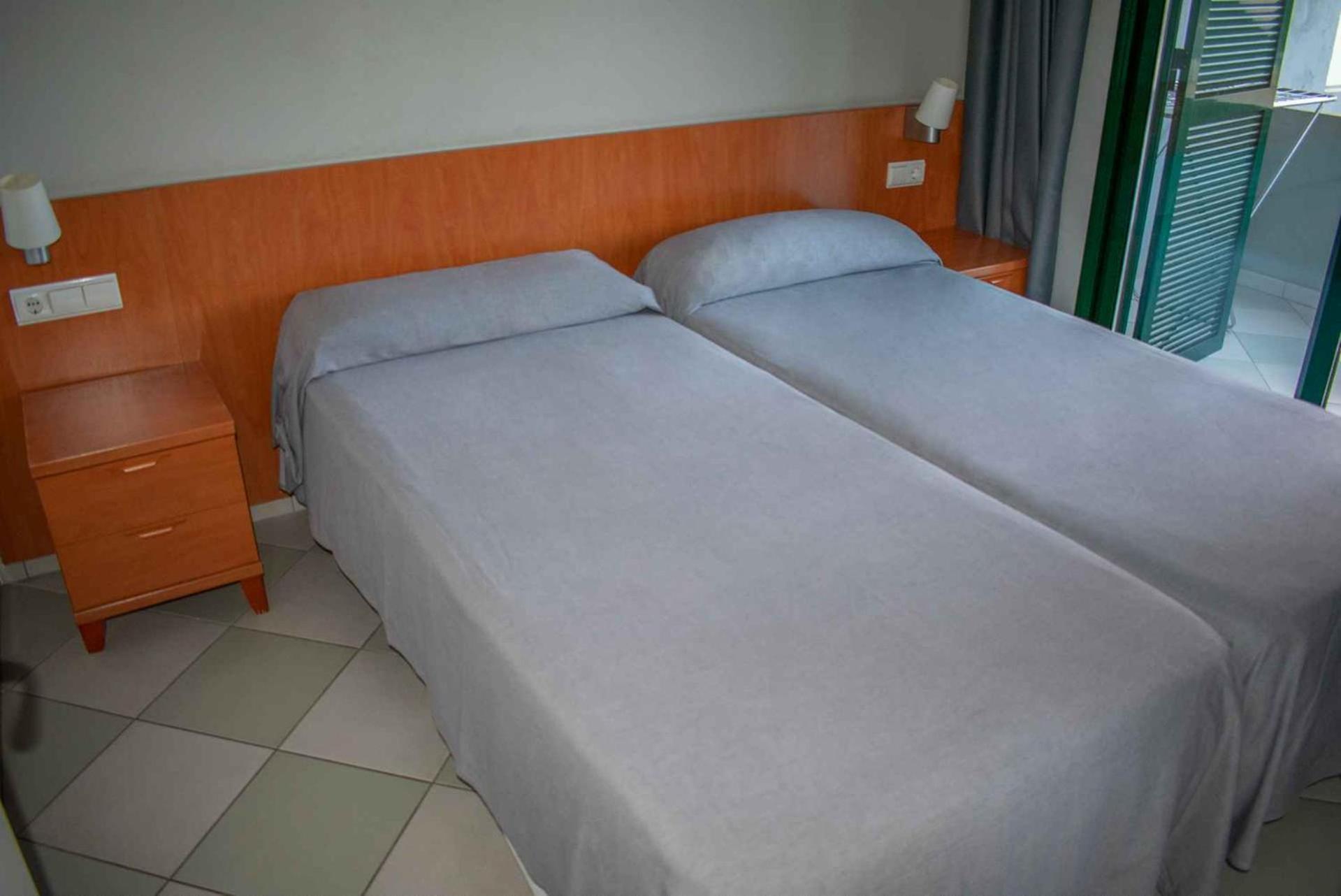 Apartamentos Michel Angelo בנידורם חדר תמונה